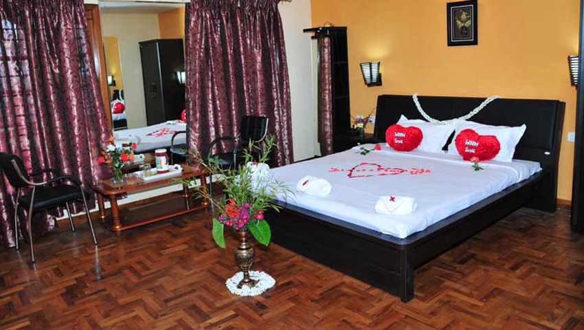 Honeymoon Package - Kodaikanal - Munnar 4 Nights / 5  Days